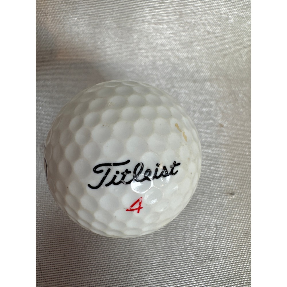 Titleist DT90 Golf Ball‎ WR Logo Number 4 Preowned